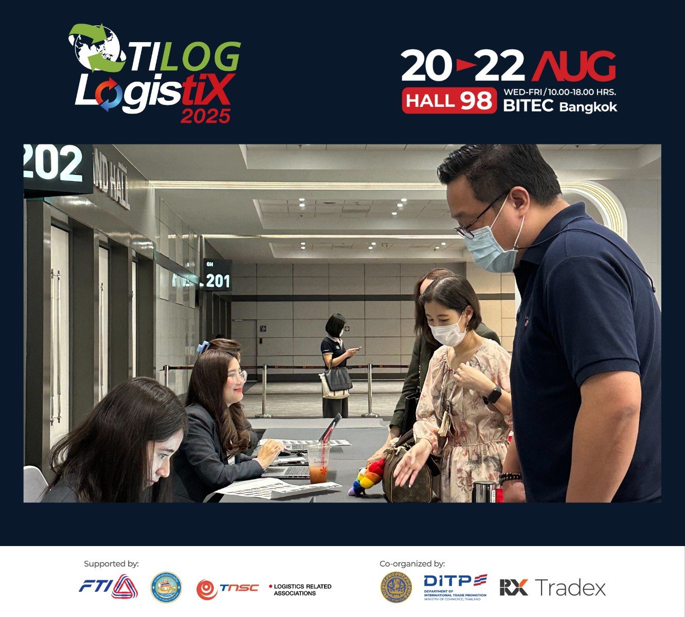 เชิญชมประมวลภาพความคึกคักของงาน Exhibitor Briefing “ไทล็อก - โลจิสติกซ์ 2025” ในวันนี้ (5 มิถุนายน) ผู้แสดงสินค้าได้มารวมตัวกันเพื่อรับทราบข้อมูลและเตรียมความพร้อมสำหรับงานที่จะจัดขึ้นระหว่างวันที่ 20-22 สิงหาคมนี้ ณ ไบเทค กรุงเทพฯ  อย่าลืมเซฟวันที่แล้วมา